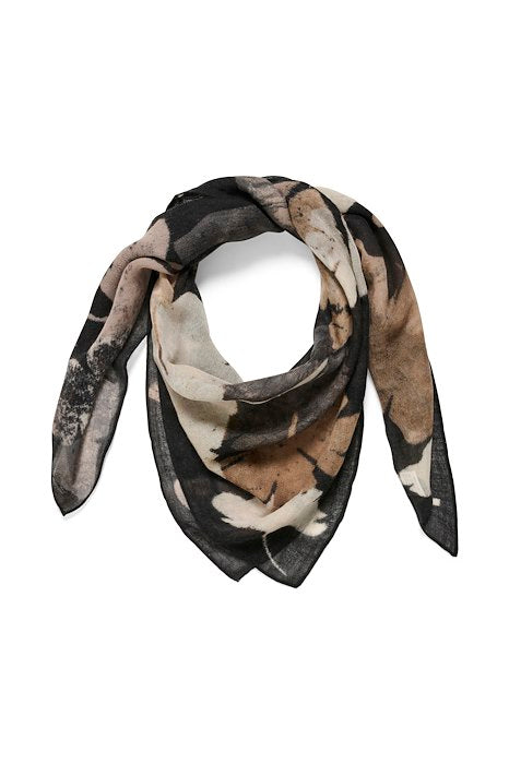 FelisiaPW Scarf - Black Leaf Print