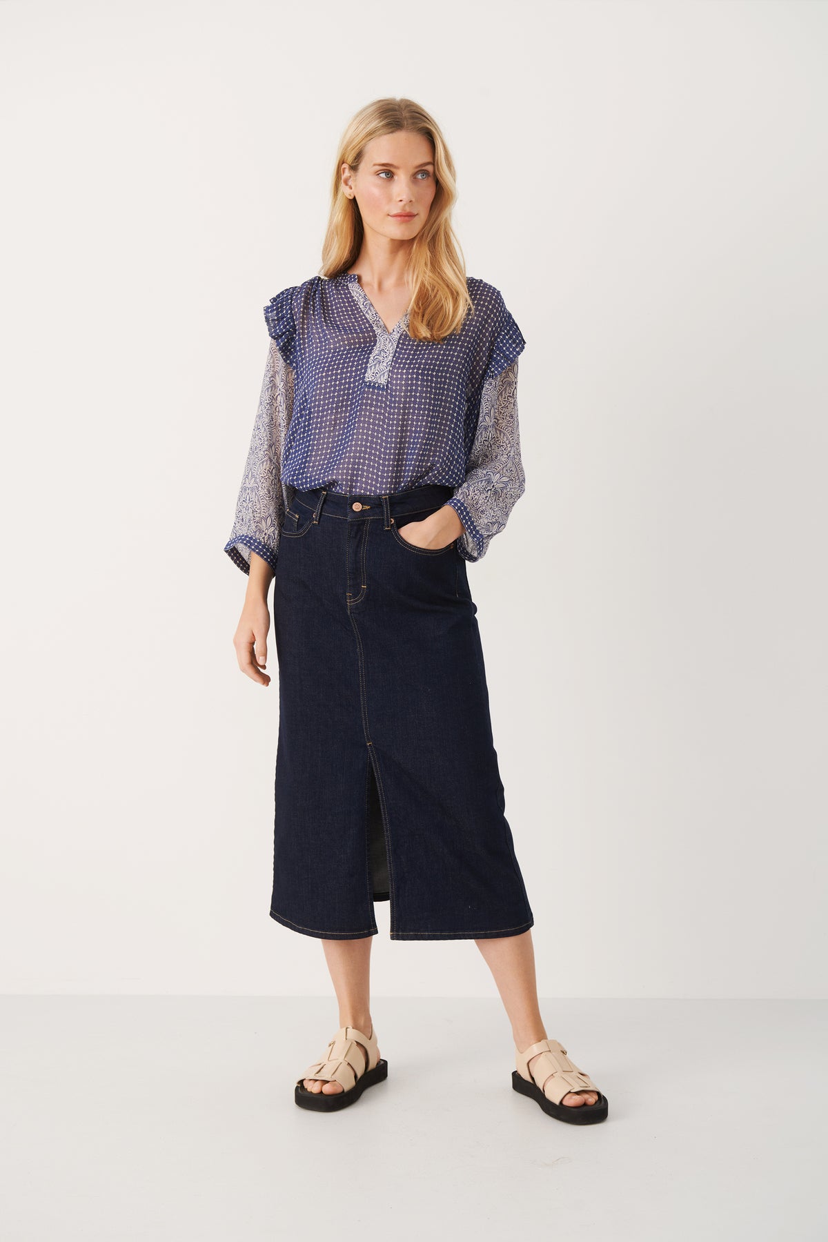 OrianaPW Blus - Blue Border Print