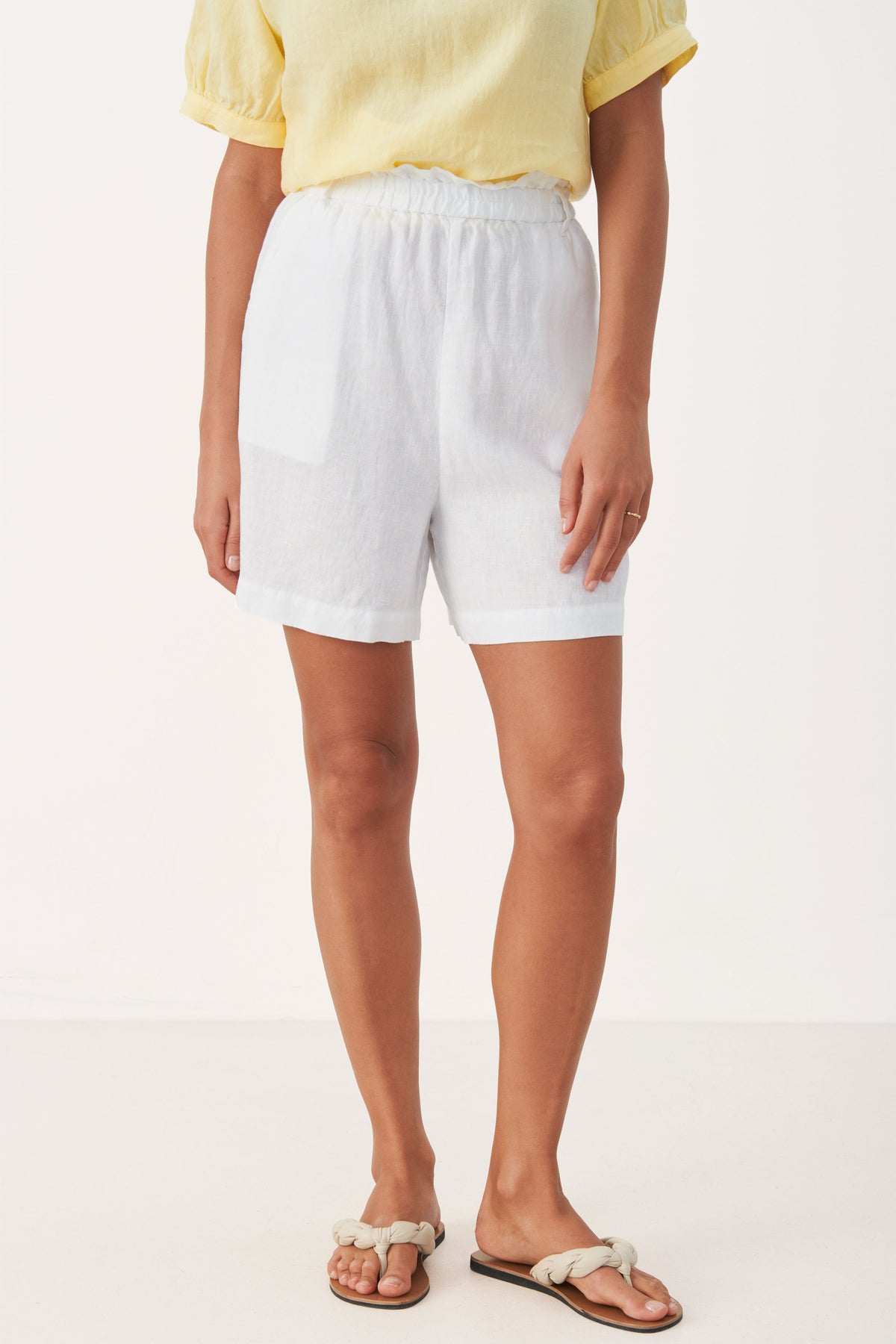 ArnaPW Shorts - Bright White
