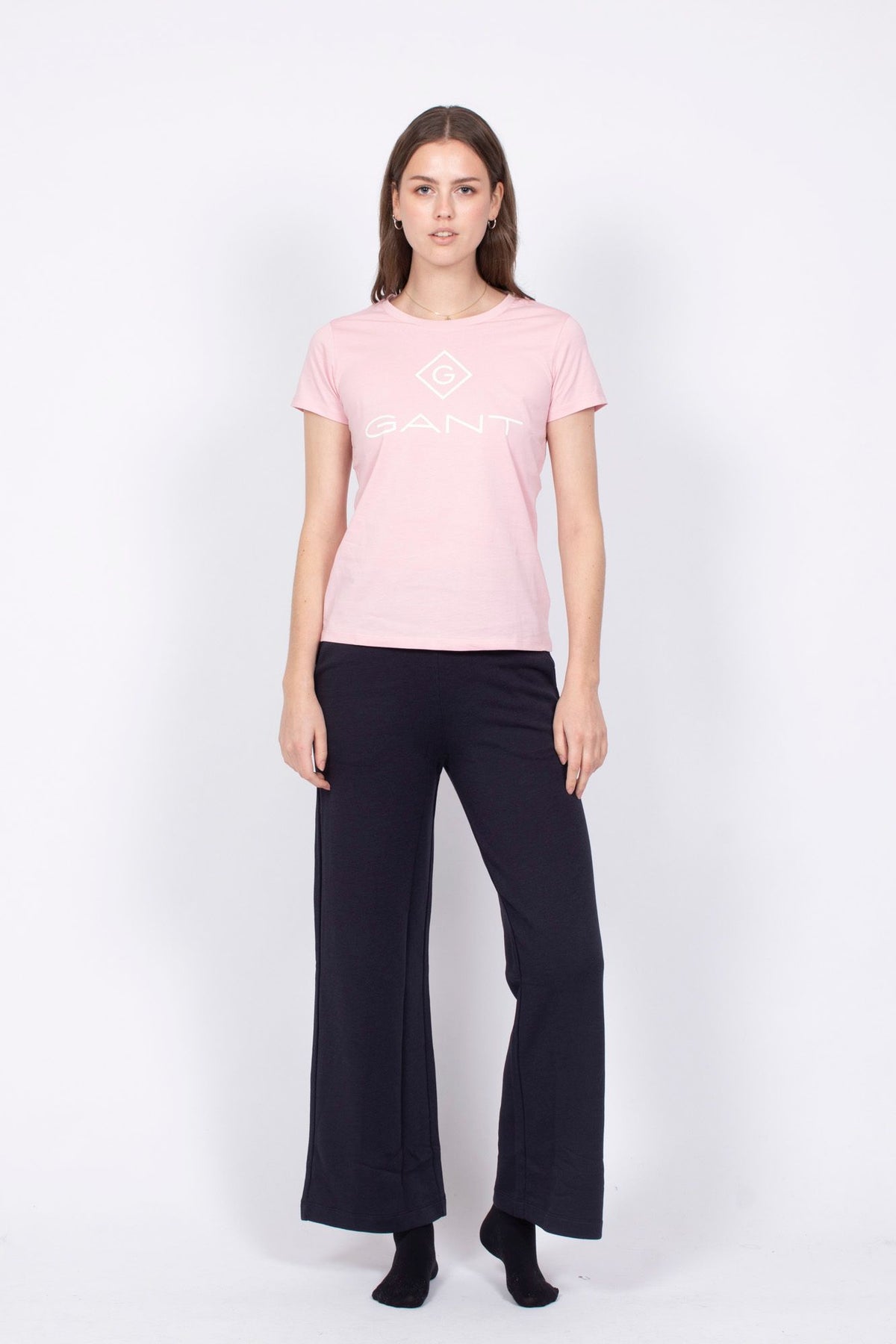 Lock Up SS T-Shirt - Preppy Pink - GANT - T-skjorter & Topper - VILLOID.no