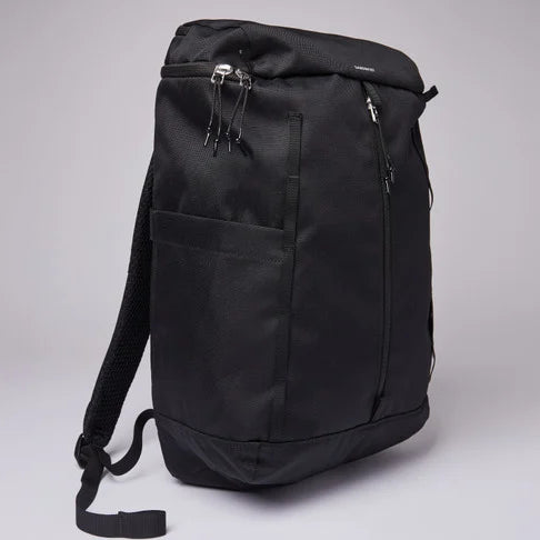 Sune - Black With Black Webbing