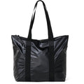 Tote Bag Rush - Shiny Black - Rains - Tilbehør - VILLOID.no