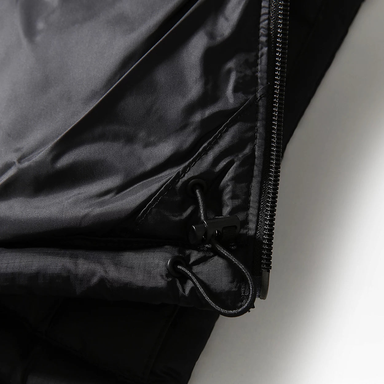 M Diablo Down Jacket - Svart