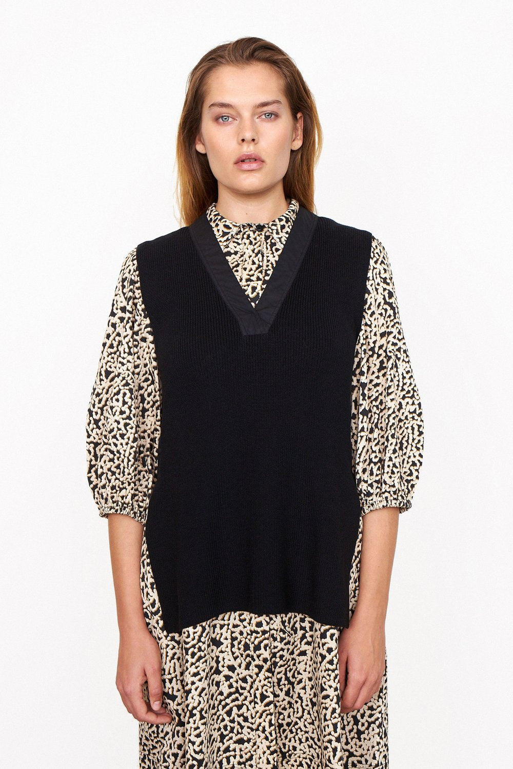 Sapa Knit Vest - Black