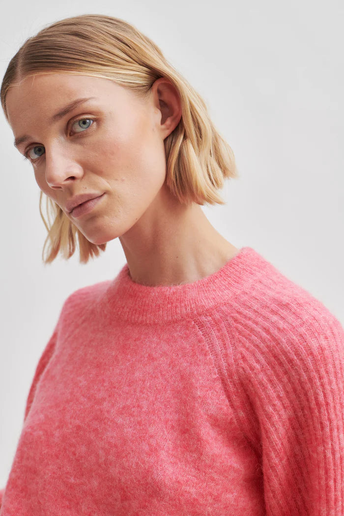 Brookline Knit O-Neck - Camellia Rose