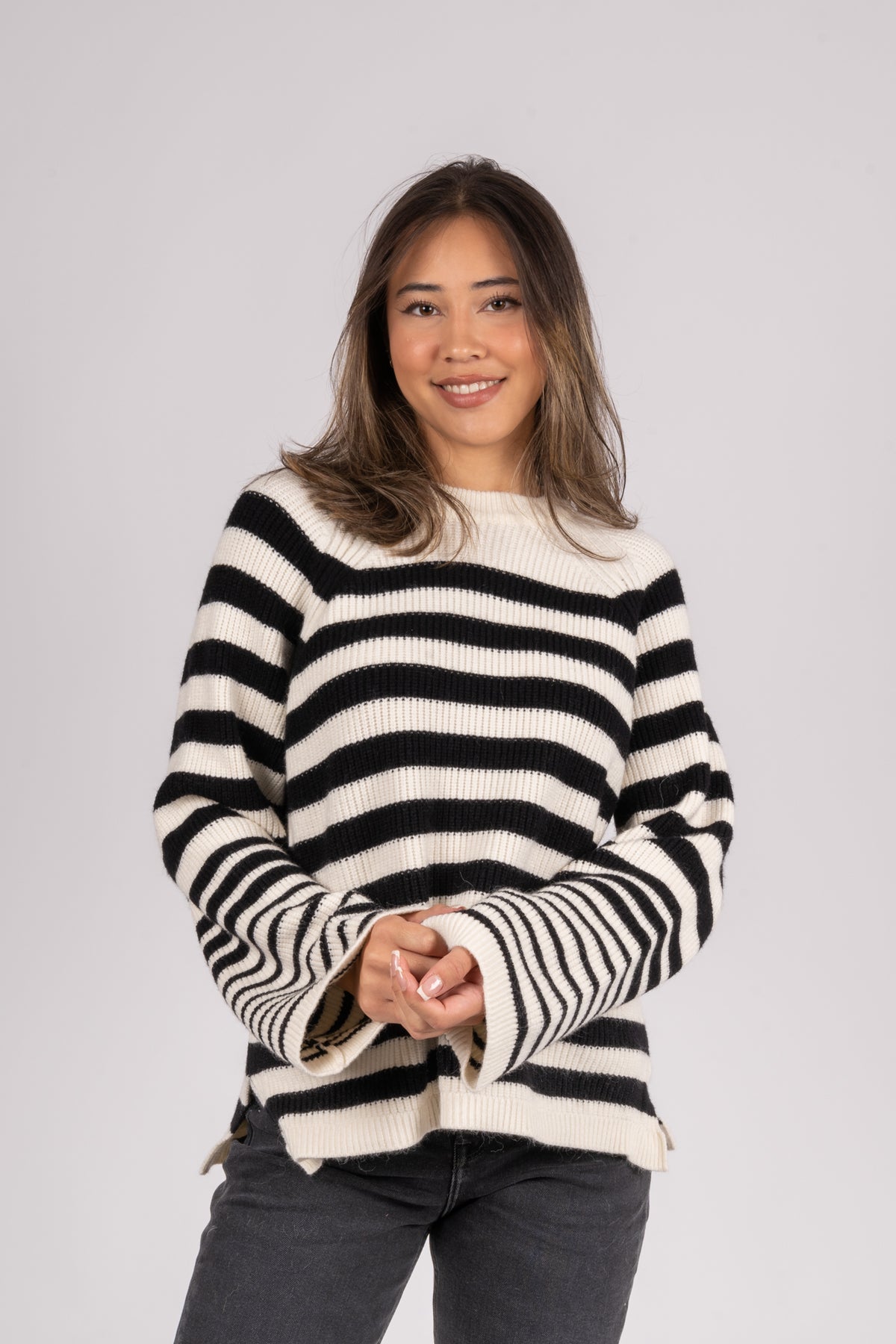 Matea Knit O-Neck - Svart