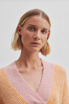 Vibse Knit V-Neck - Apricot