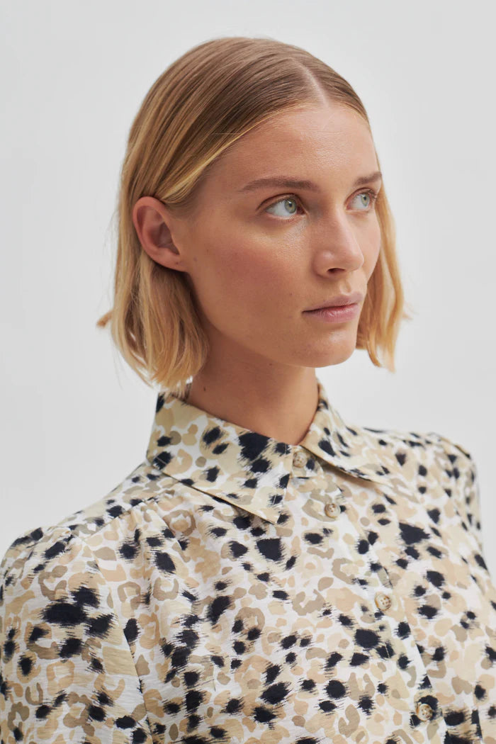 Gaura Shirt - Crockery