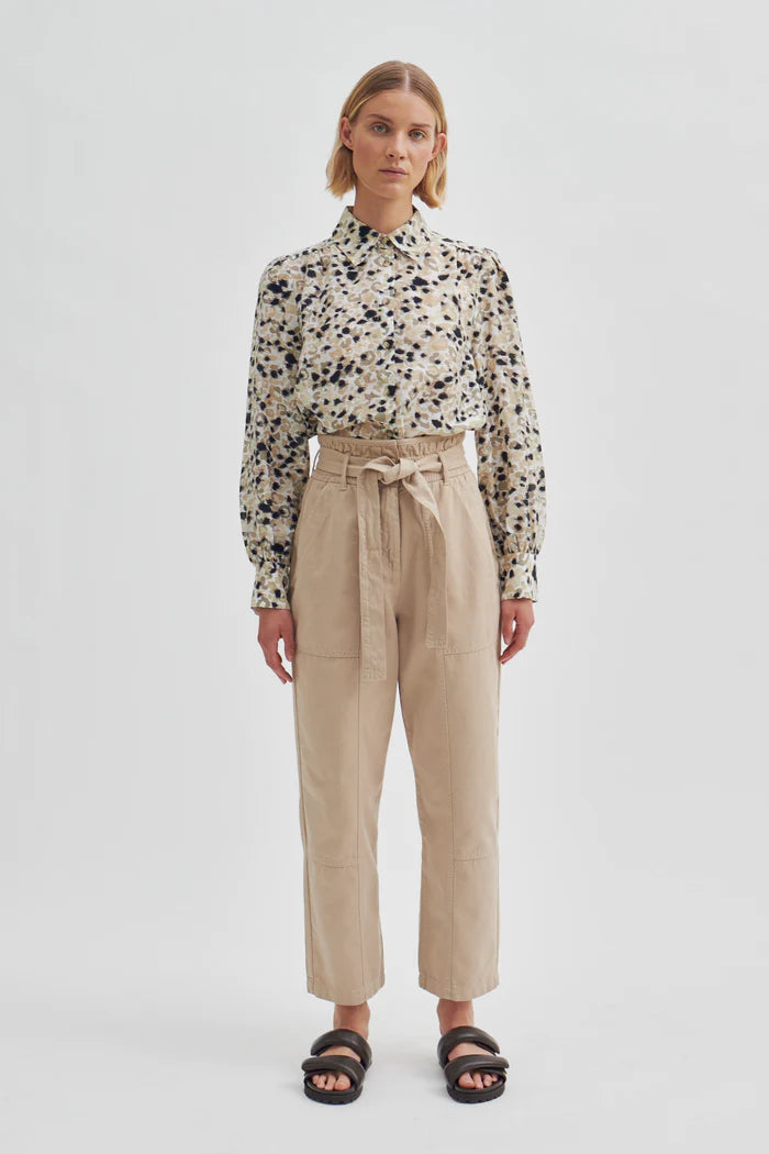 Gaura Shirt - Crockery
