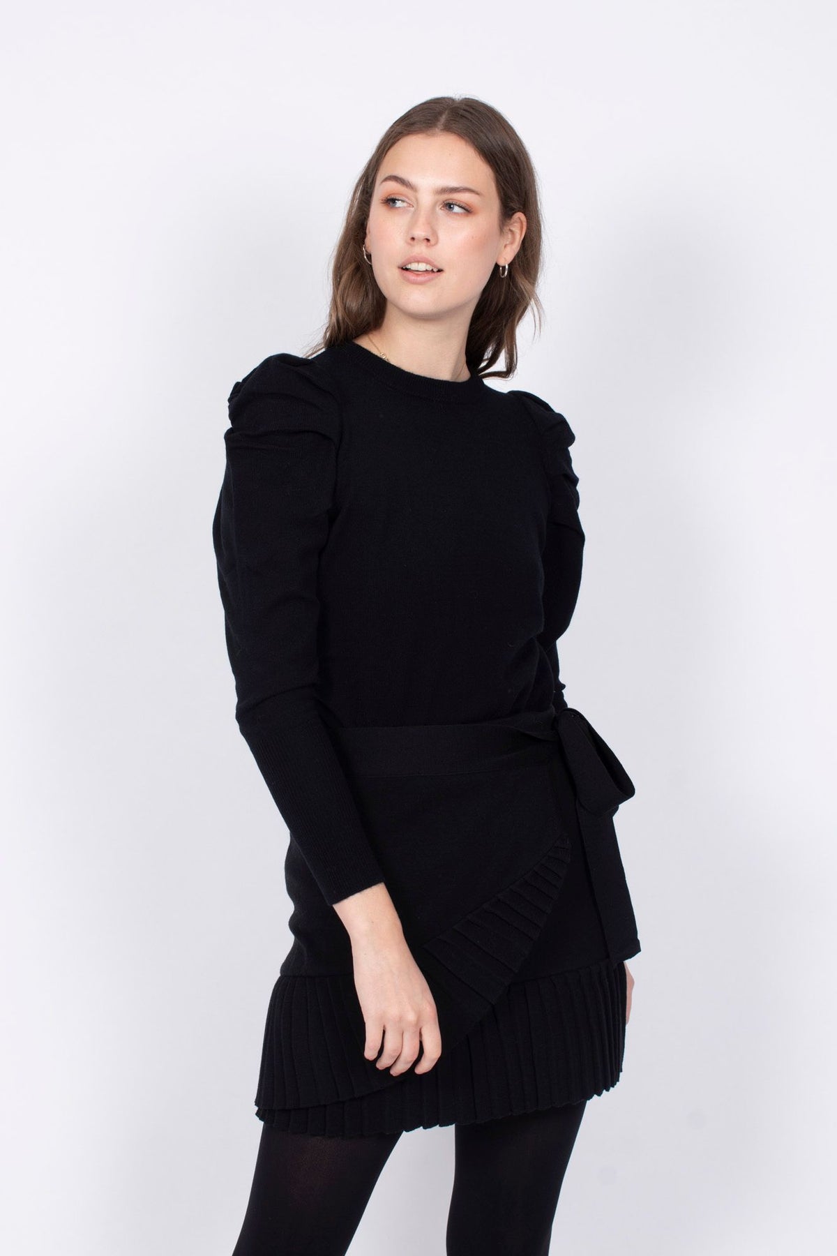 Luna Wool Sweater - Black - Ella & il - Gensere - VILLOID.no