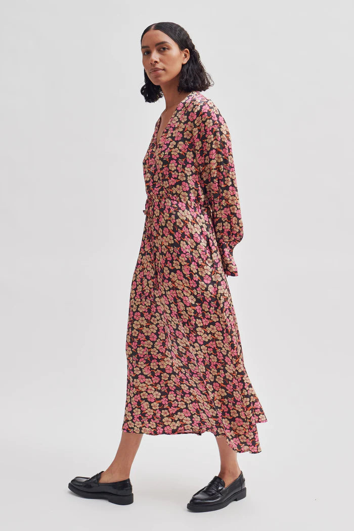 Victory V-Neck Dress - Camellia Rose