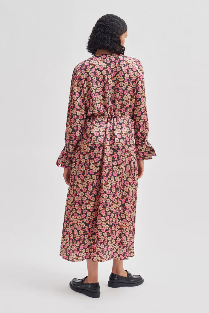 Victory V-Neck Dress - Camellia Rose