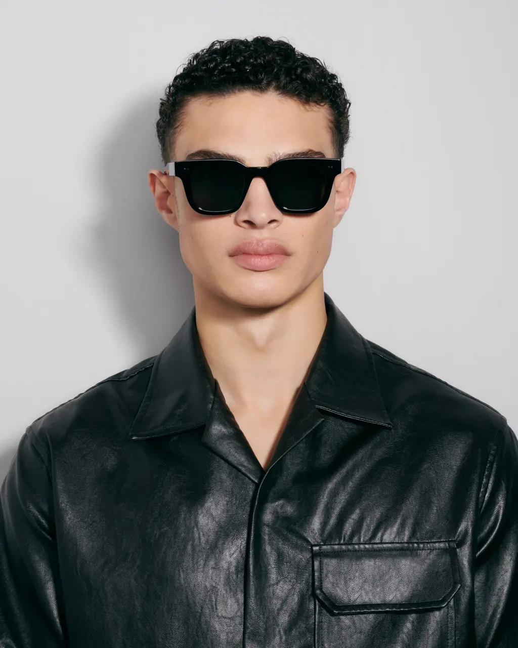 Chimi Eyewear Black #04 Solglasögon