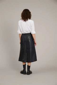 Zeine - Black
