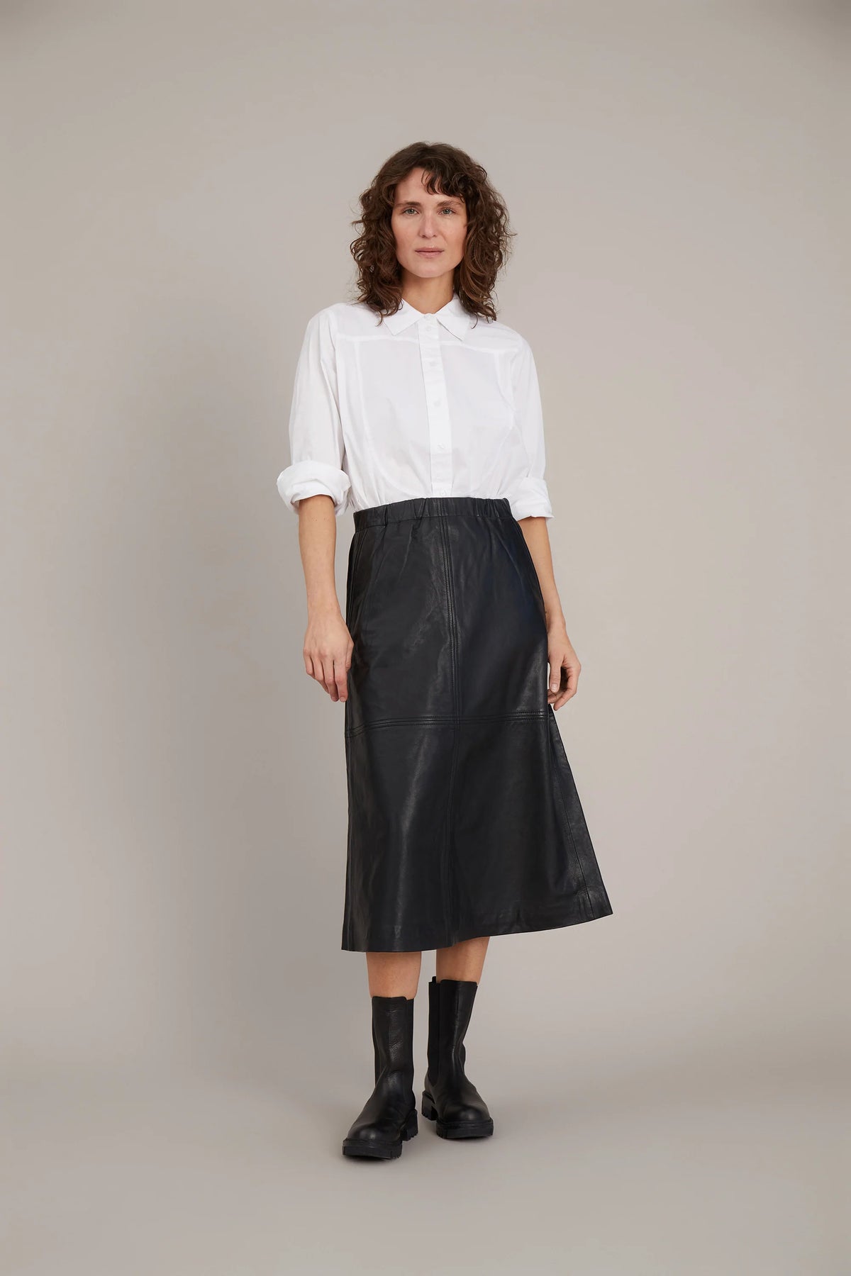 Zeine - Black