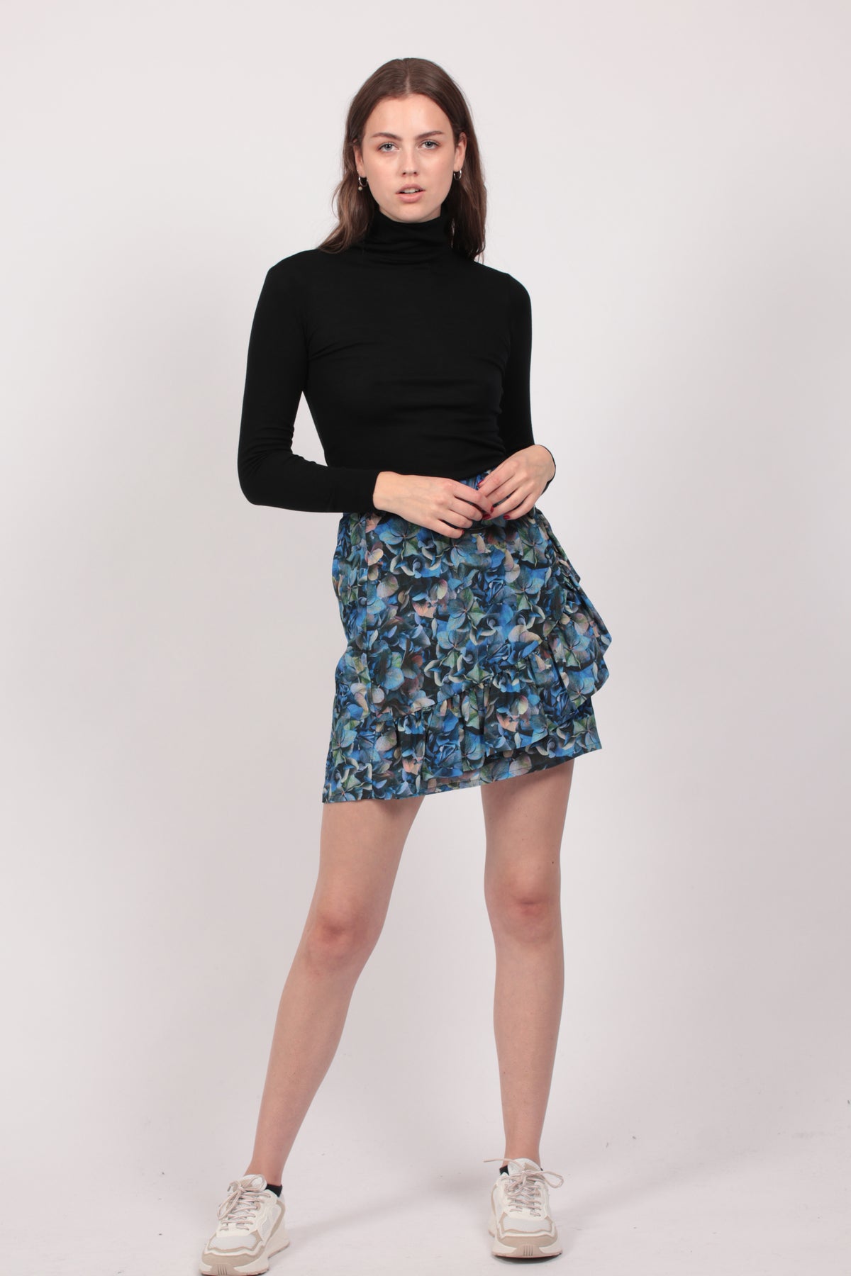 Mona Lyocell R LS Top - Black - Moss Copenhagen - Gensere - VILLOID.no