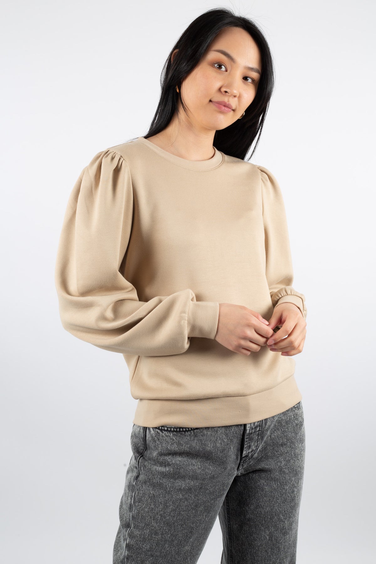 Ima Puff Sweatshirt - White Pepper