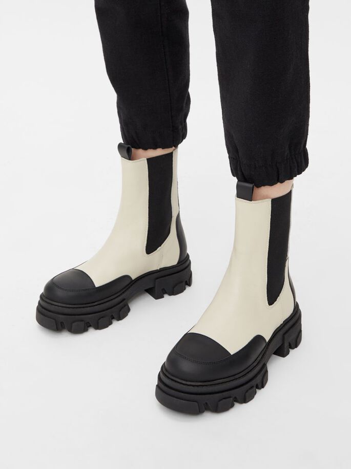 Biaginny High Chelsea Boot - Sand