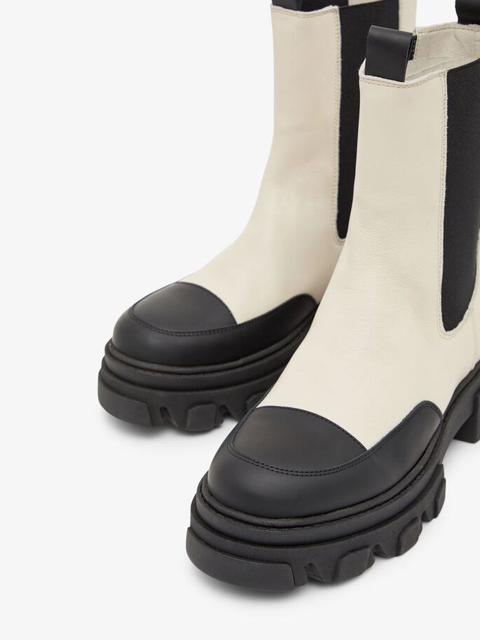 Biaginny High Chelsea Boot - Sand