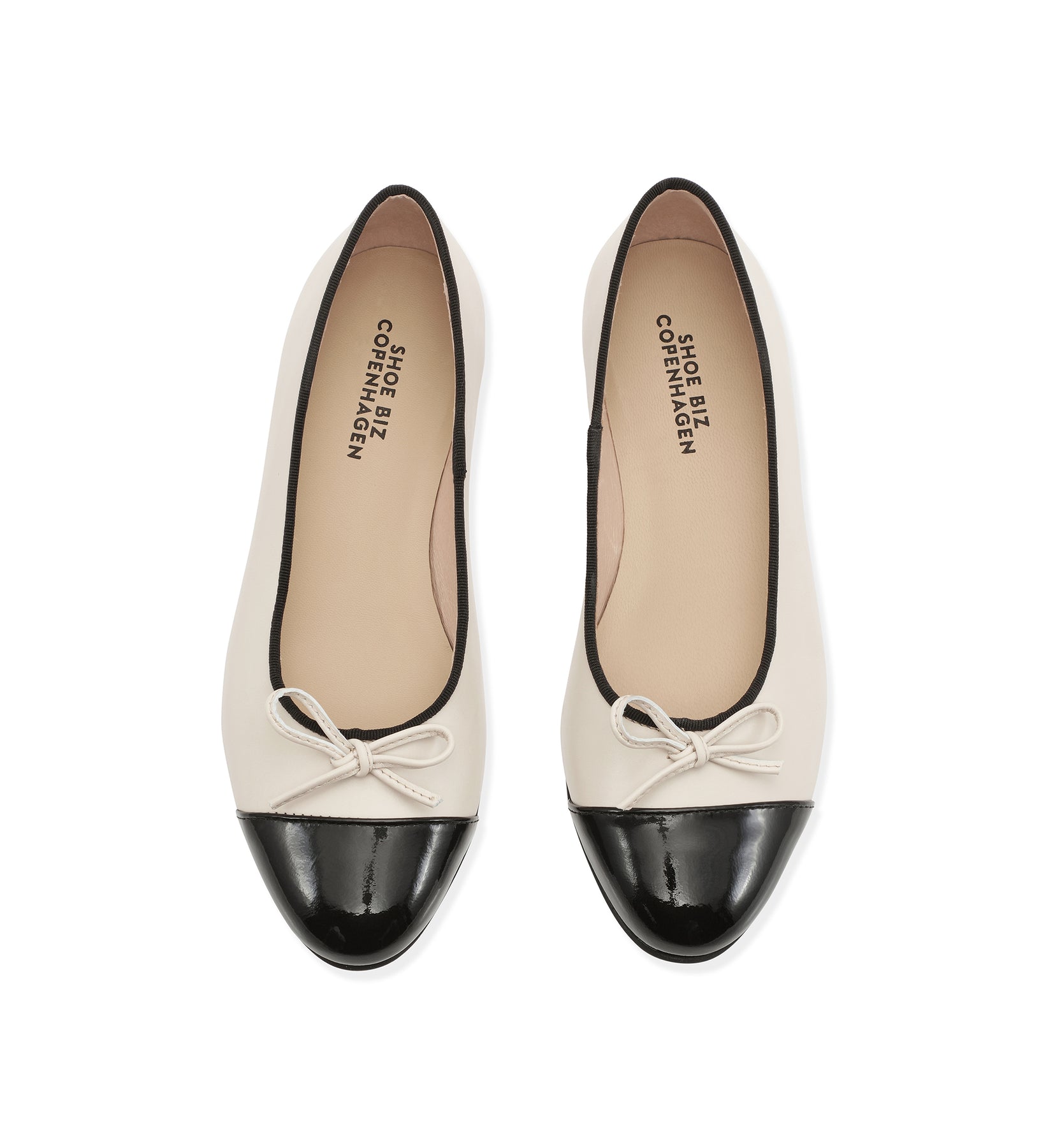 Stine - Cream/Black