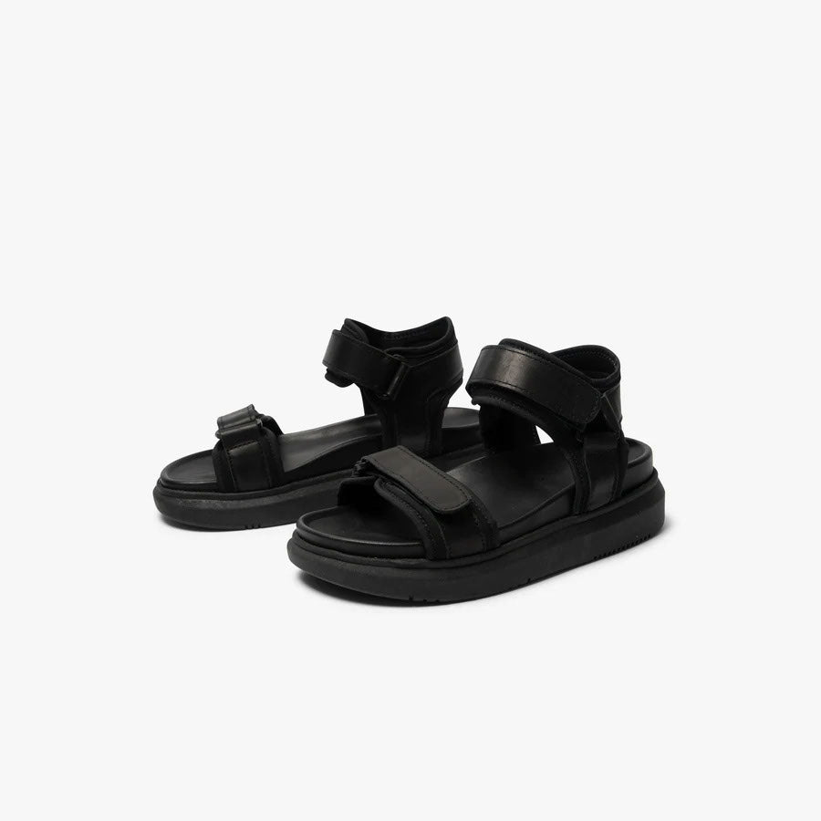Beta - Black