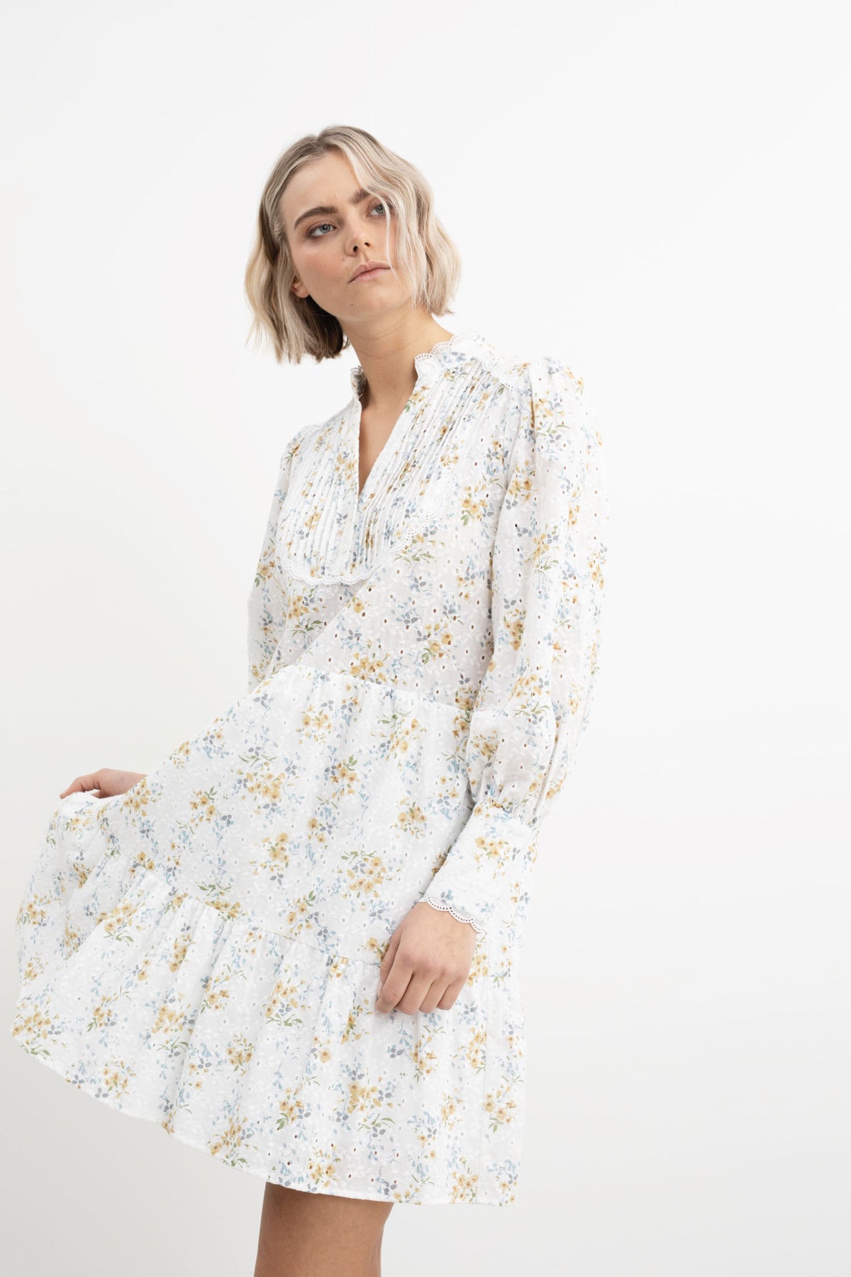 Susanne Dress - Lily Flower