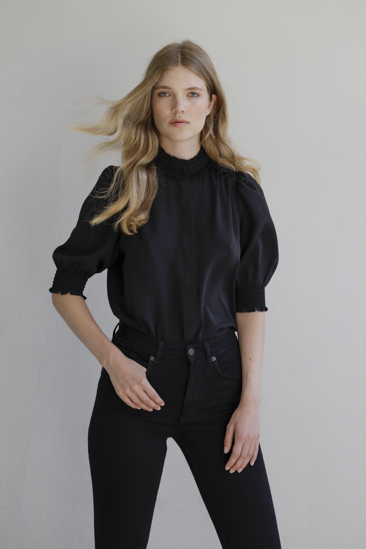 Carrie - Black