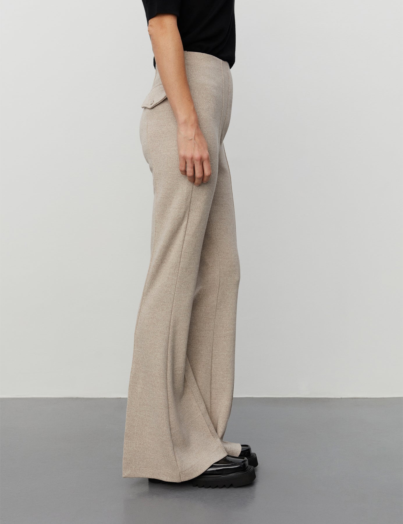 Sofia - Light Khaki Beige