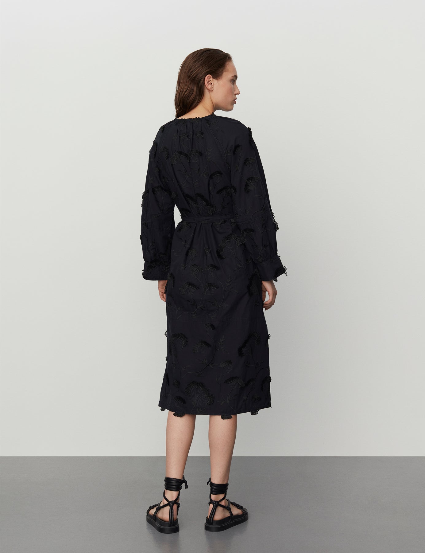 Astrid - Blooming Fringes - Black