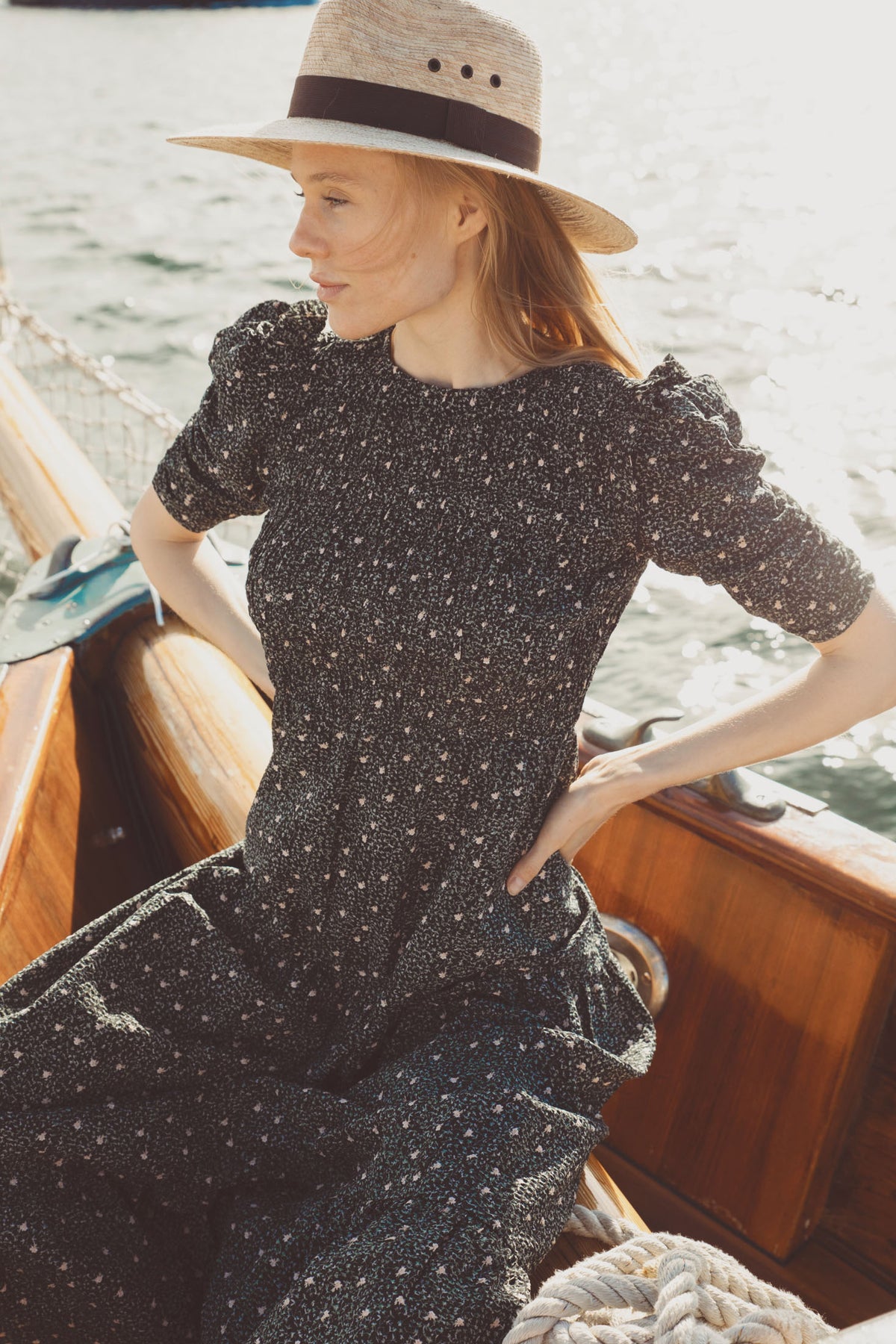 Dovie Crepe Dress - Black Amber