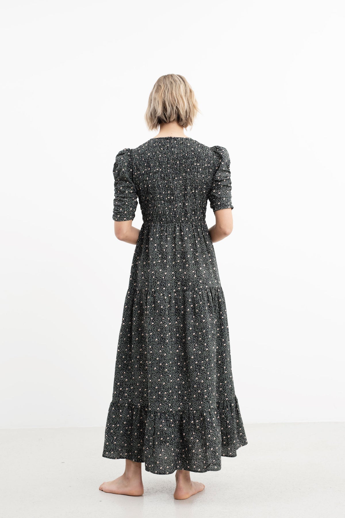 Dovie Crepe Dress - Black Amber