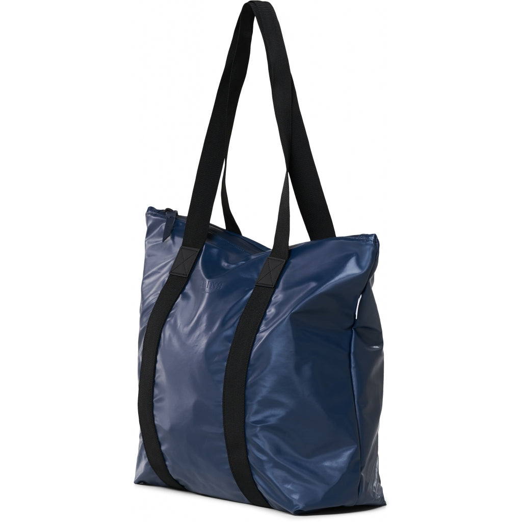 Tote Bag Rush - Shiny Blue - Rains - Tilbehør - VILLOID.no