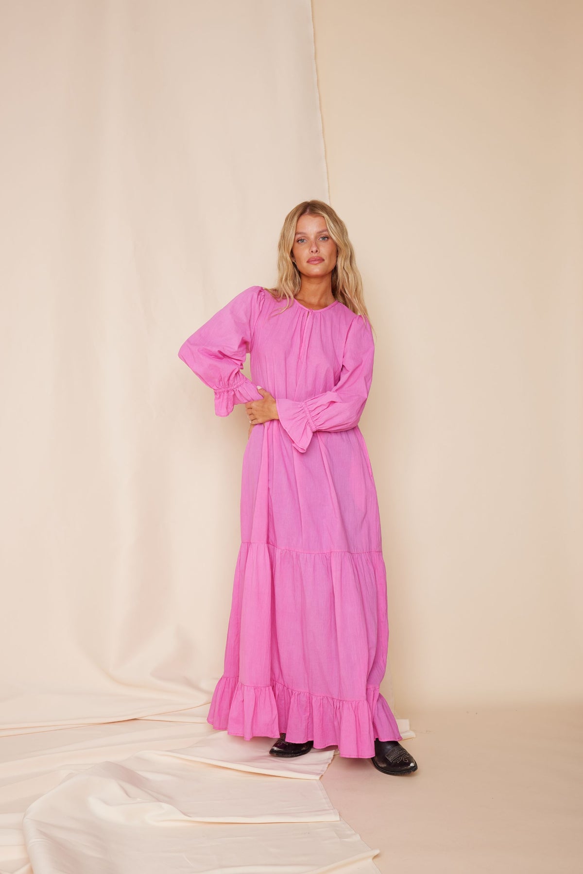 Muse Solid - Strong Pink