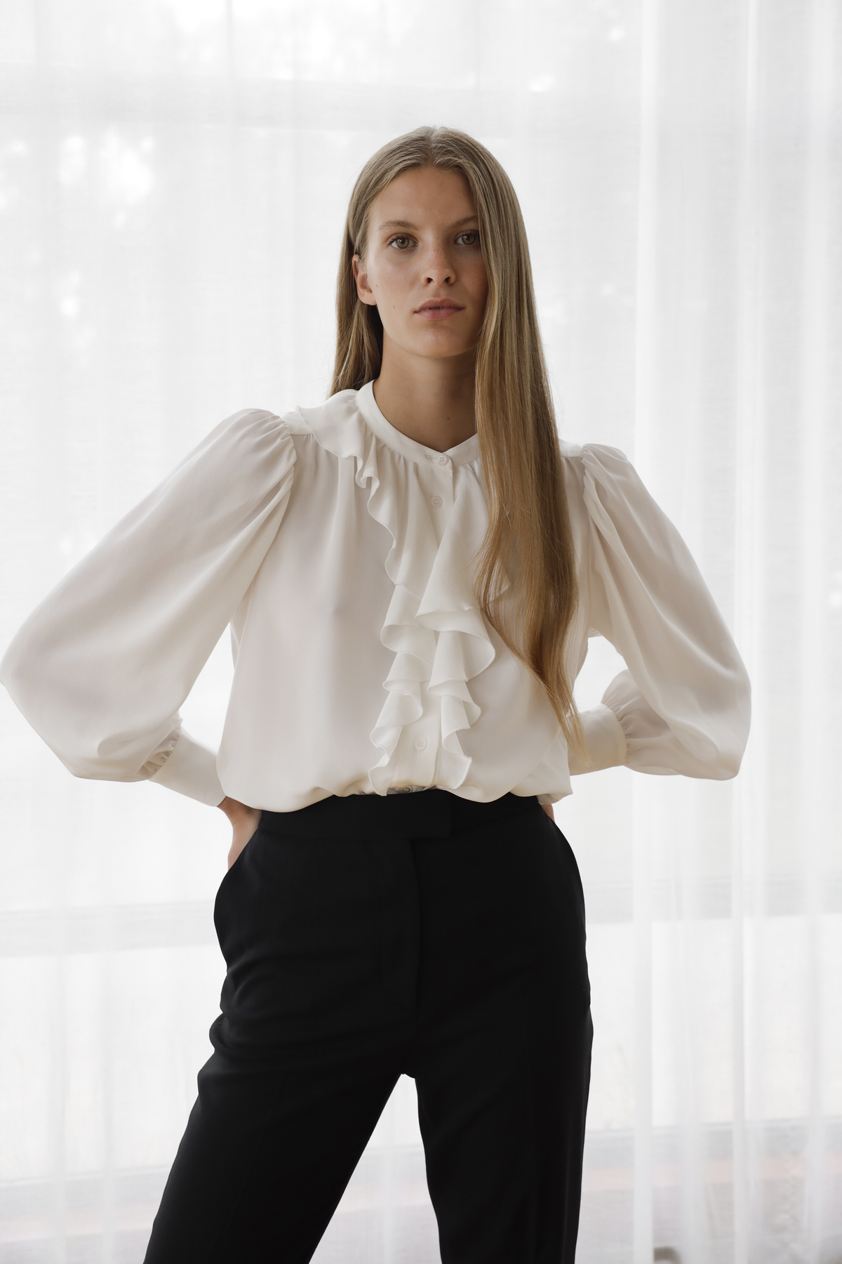 Eloise - White