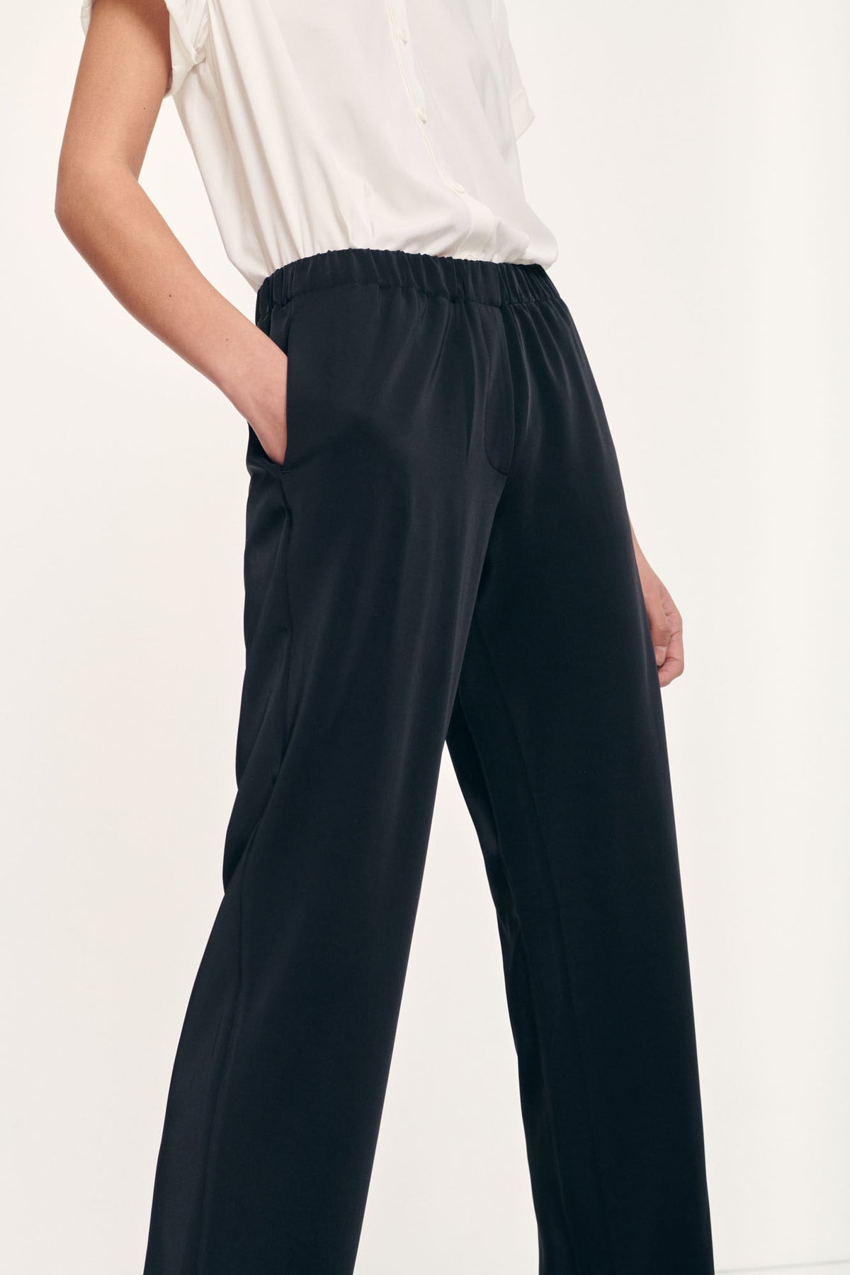 Hoys Straight Pants - Black - Samsøe Samsøe - Bukser & Shorts - VILLOID.no