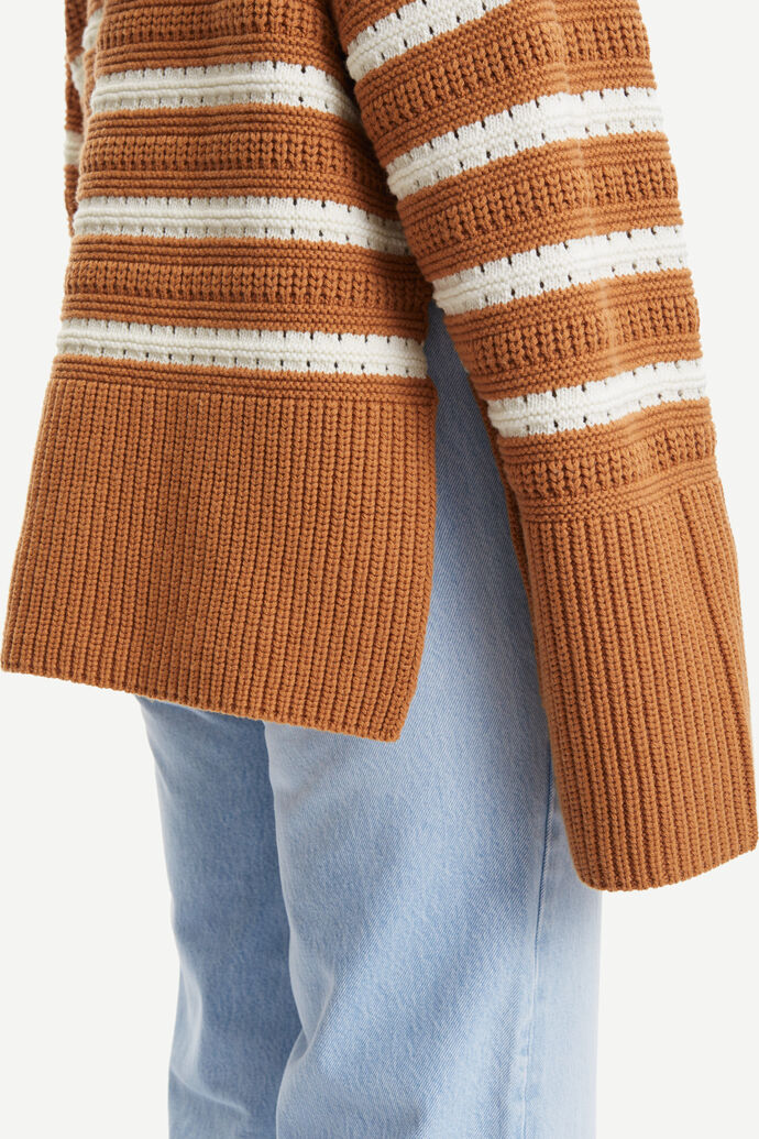 Raili Crew Neck 12923 - Brown Sugar