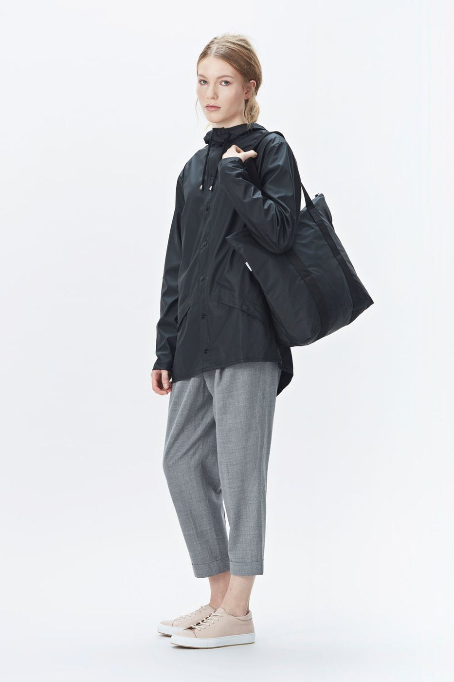 Tote Bag Rush - Black - Rains - Tilbehør - VILLOID.no