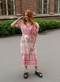 Logan Midi Dress Embrodery - Pink