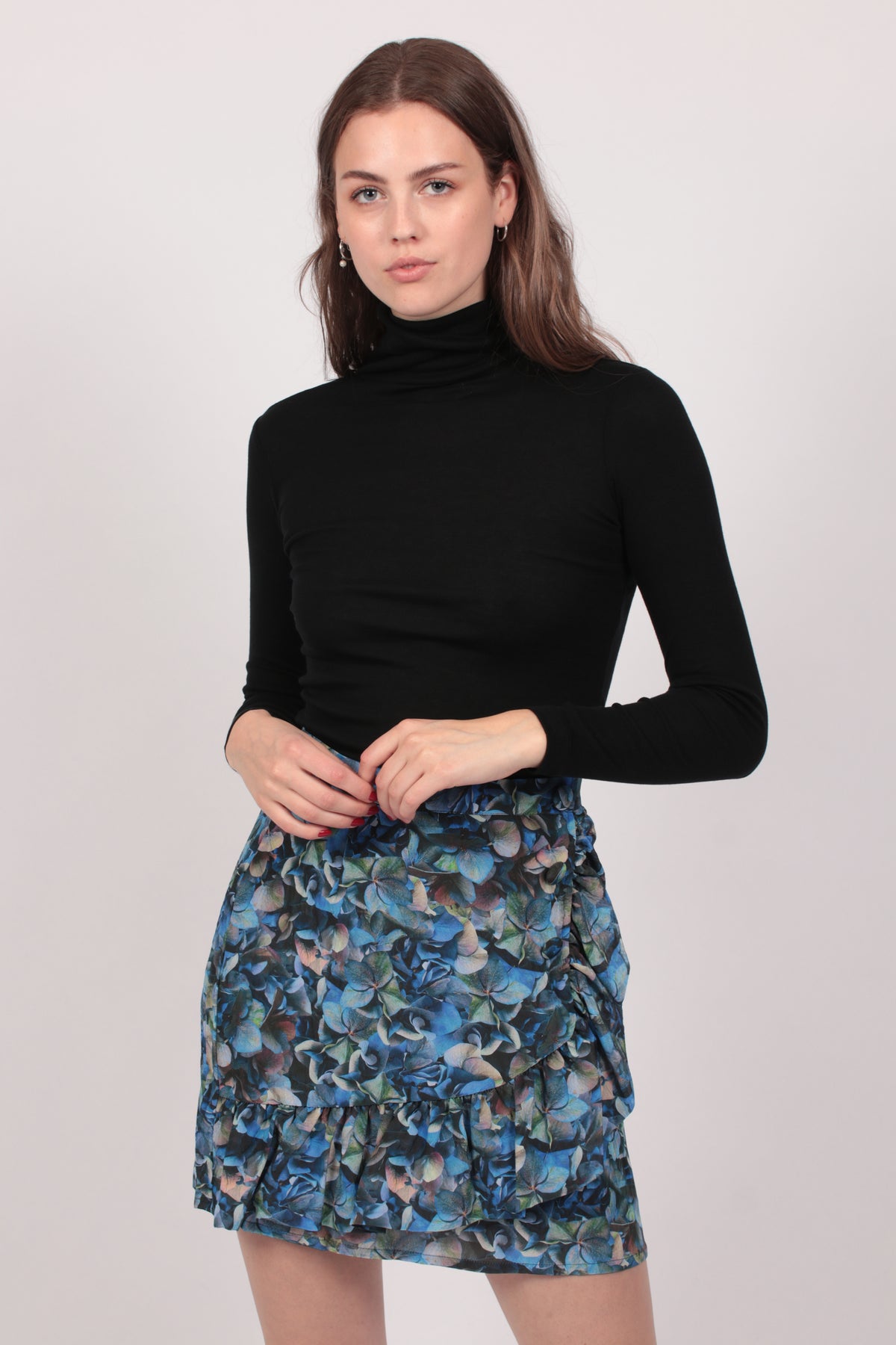 Mona Lyocell R LS Top - Black - Moss Copenhagen - Gensere - VILLOID.no