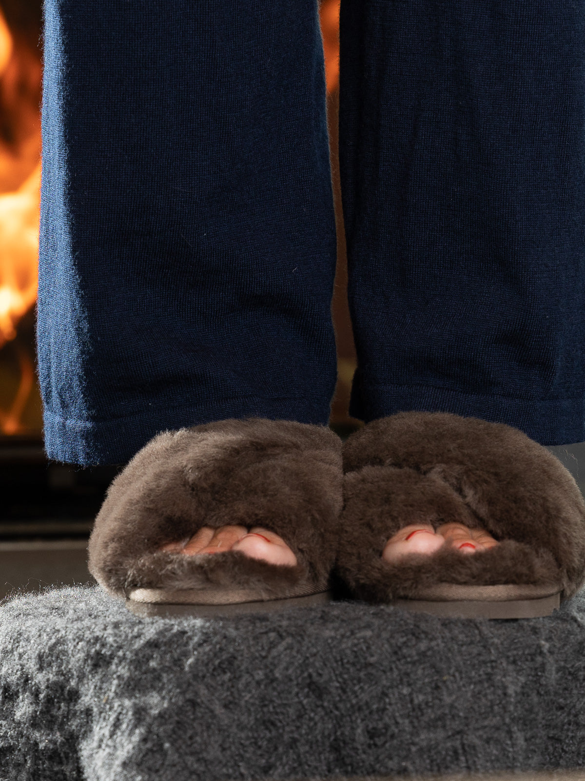 Crossy Sheepskin - Brown