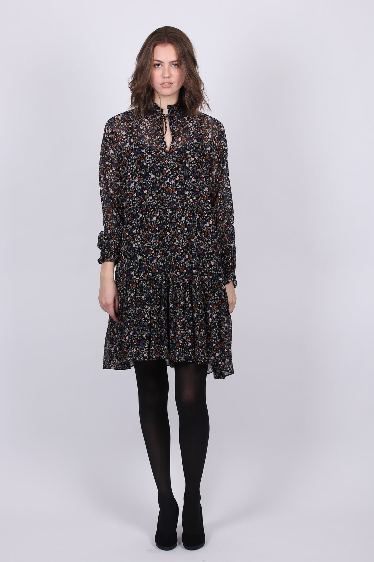 Gently Dress - Black - Second Female - Kjoler - VILLOID.no