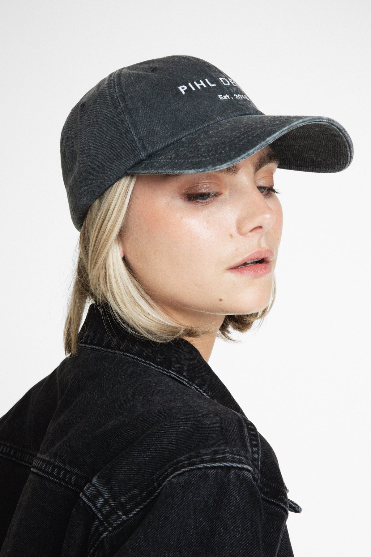 Lola Cap - Washed Black