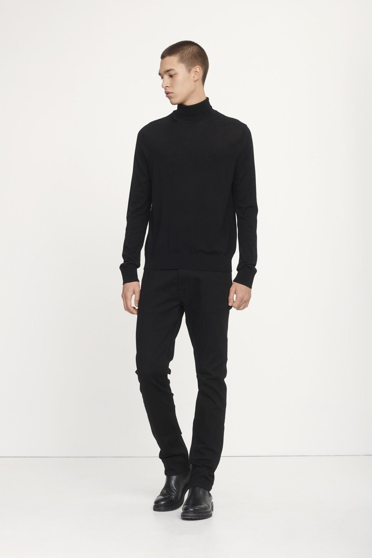 Flemming Turtle Neck - Black