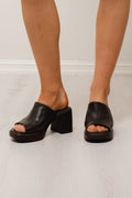 Caroline - Dark Brown