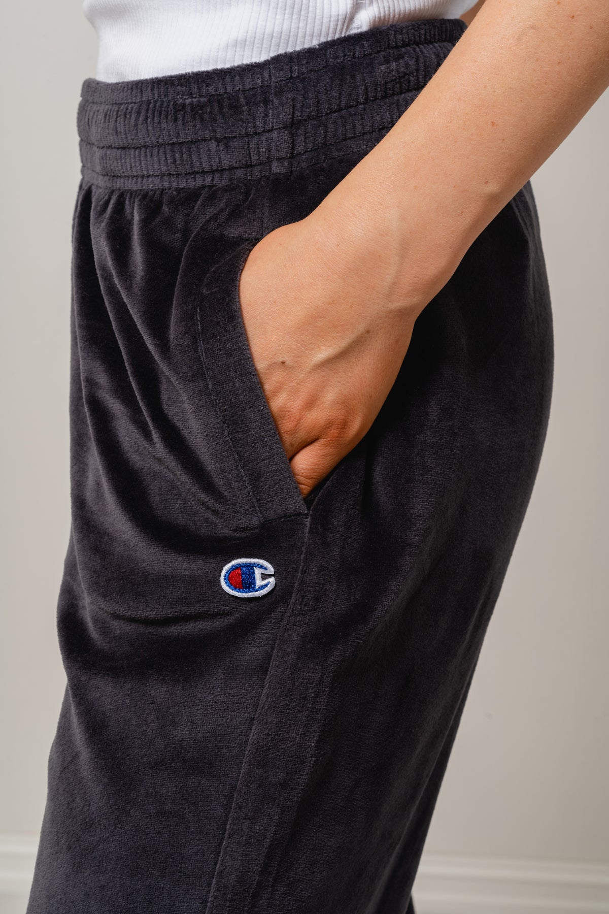 Elastic Cuff Pants - Night Black