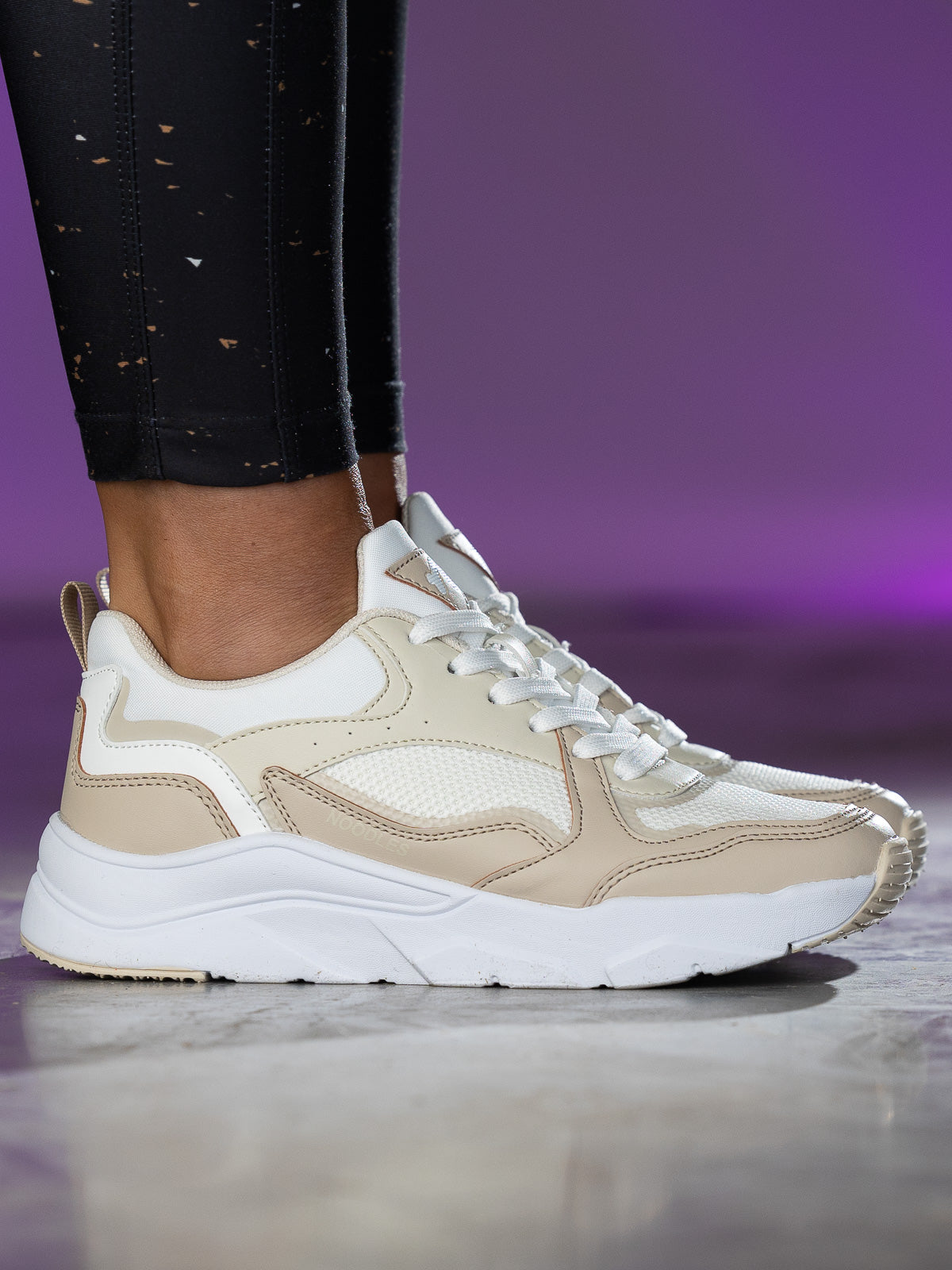 Runabout - Sand Mix
