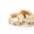 Huggie Hoops Light Sapphire - Pale Gold