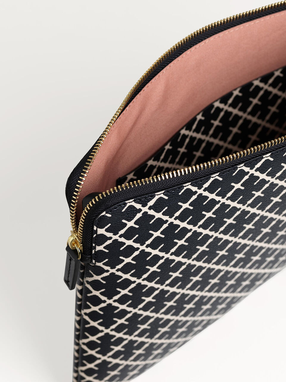 Ivy Laptop - Black