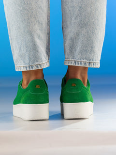 Avanti - Green Suede