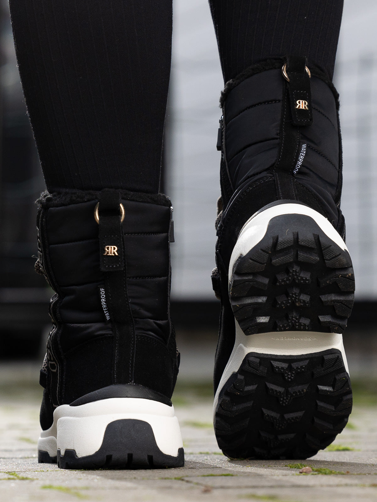Bottini Warm - Black